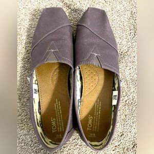 Toms canvas slip ons, taupe